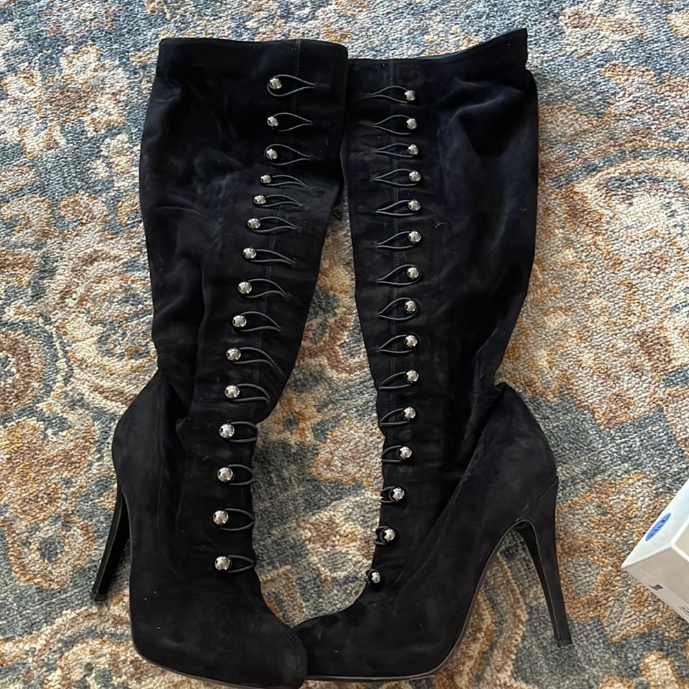Suede black Italian boots - Picture 4 of 4